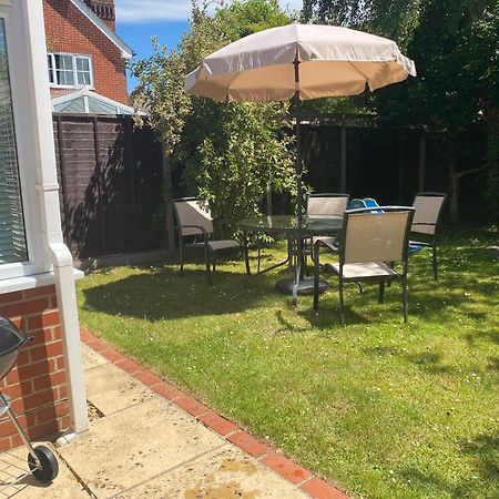 Chichester Retreat House With Free Parking Eksteriør bilde