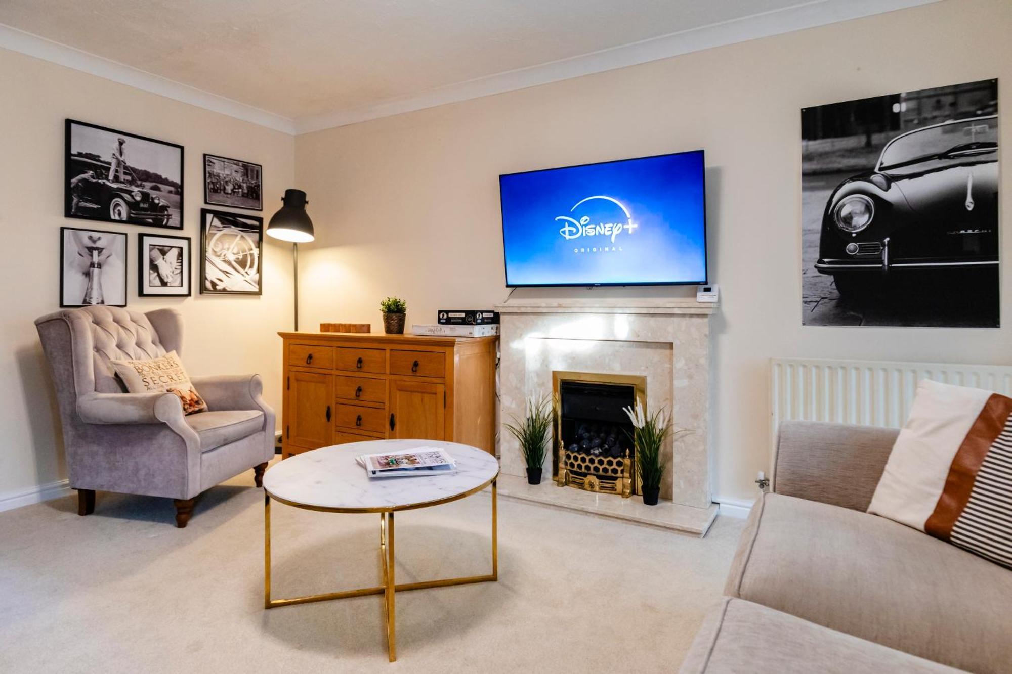Chichester Retreat House With Free Parking Eksteriør bilde