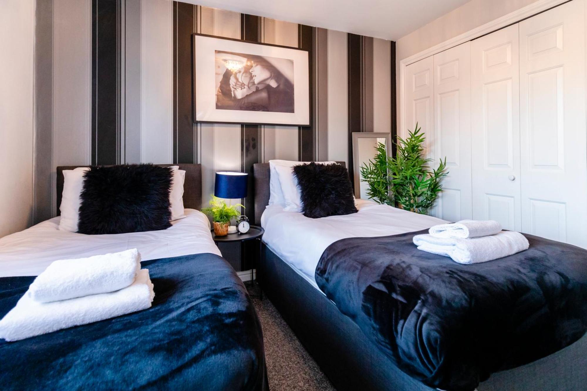 Chichester Retreat House With Free Parking Eksteriør bilde